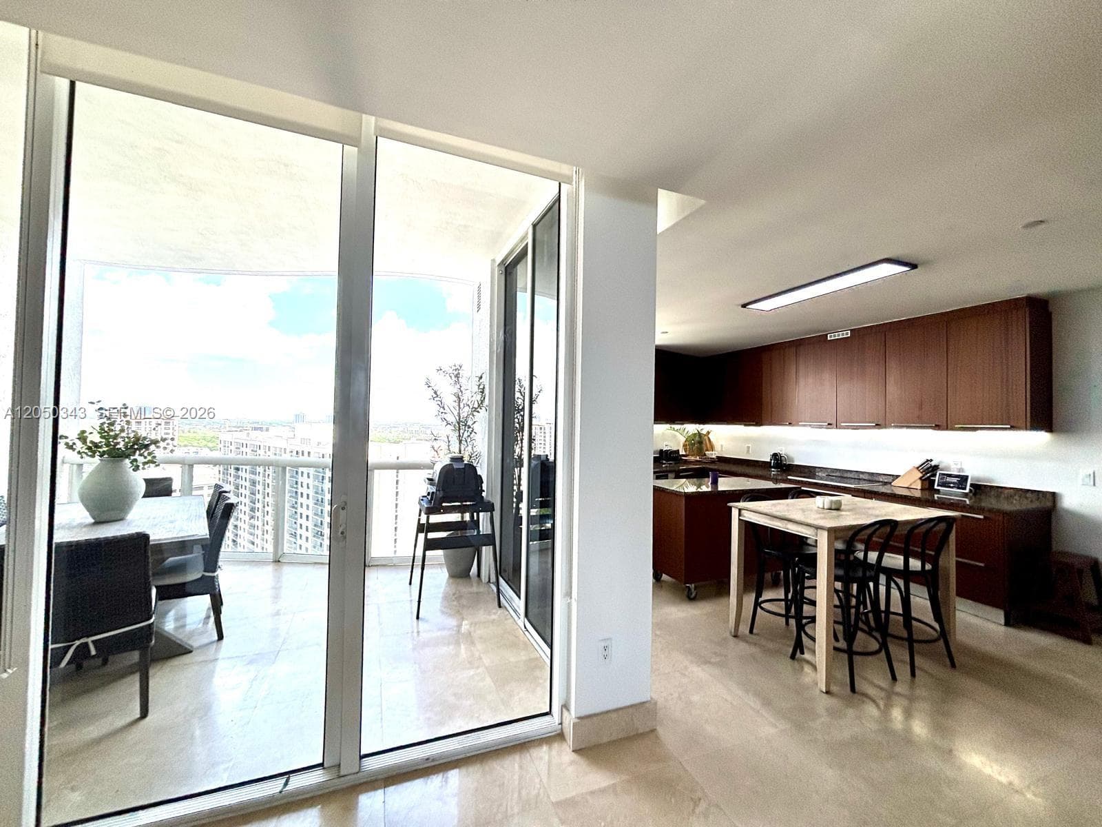 1706 photo 7