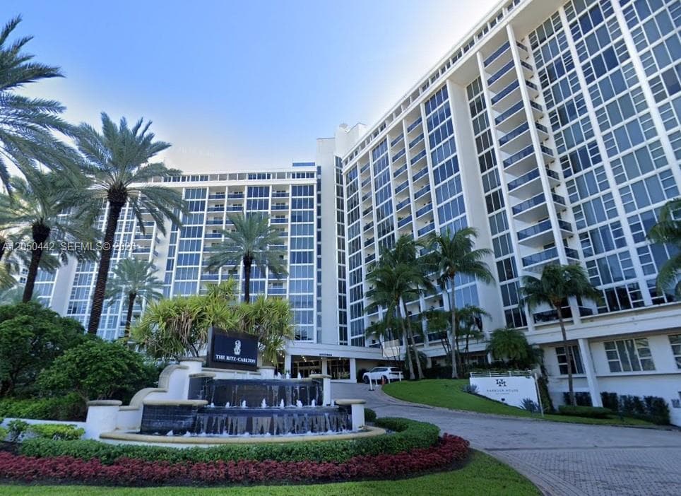 10275 Collins Ave 323 photo 1