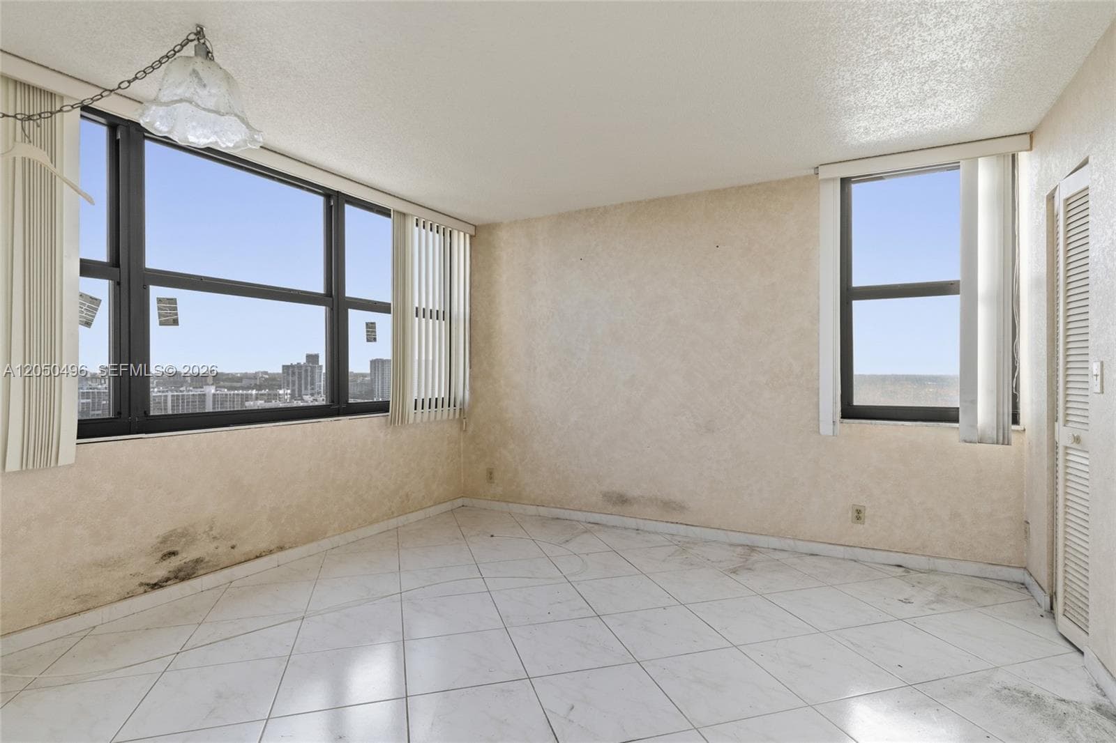 2401 S Ocean Dr 1907 photo 17
