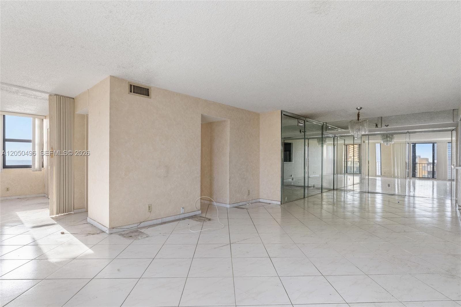 2401 S Ocean Dr 1907 photo 16