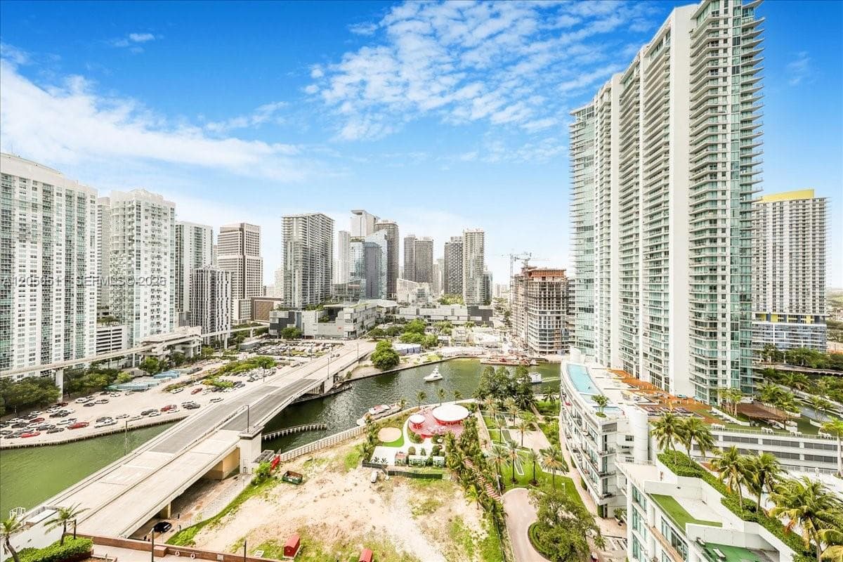 350 S Miami Ave 2314 photo 19