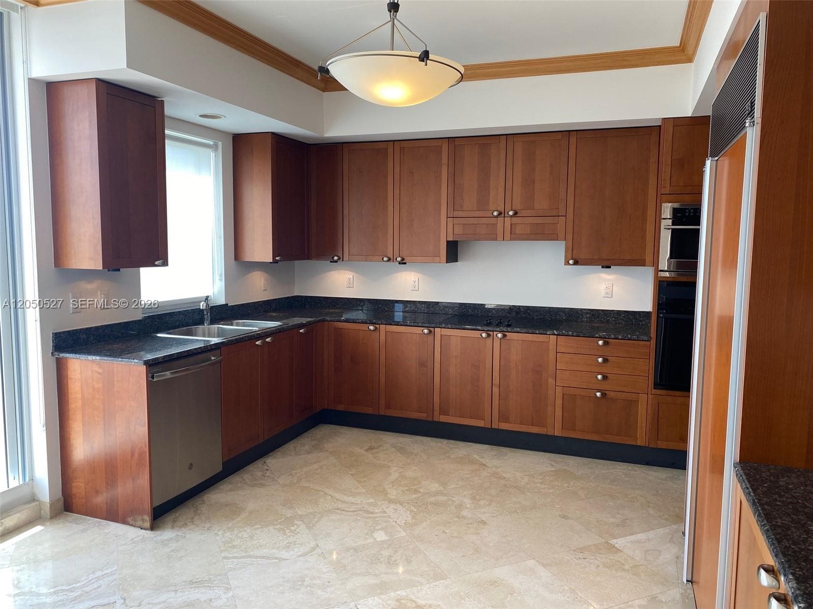 785 Crandon Blvd 1401 photo 7
