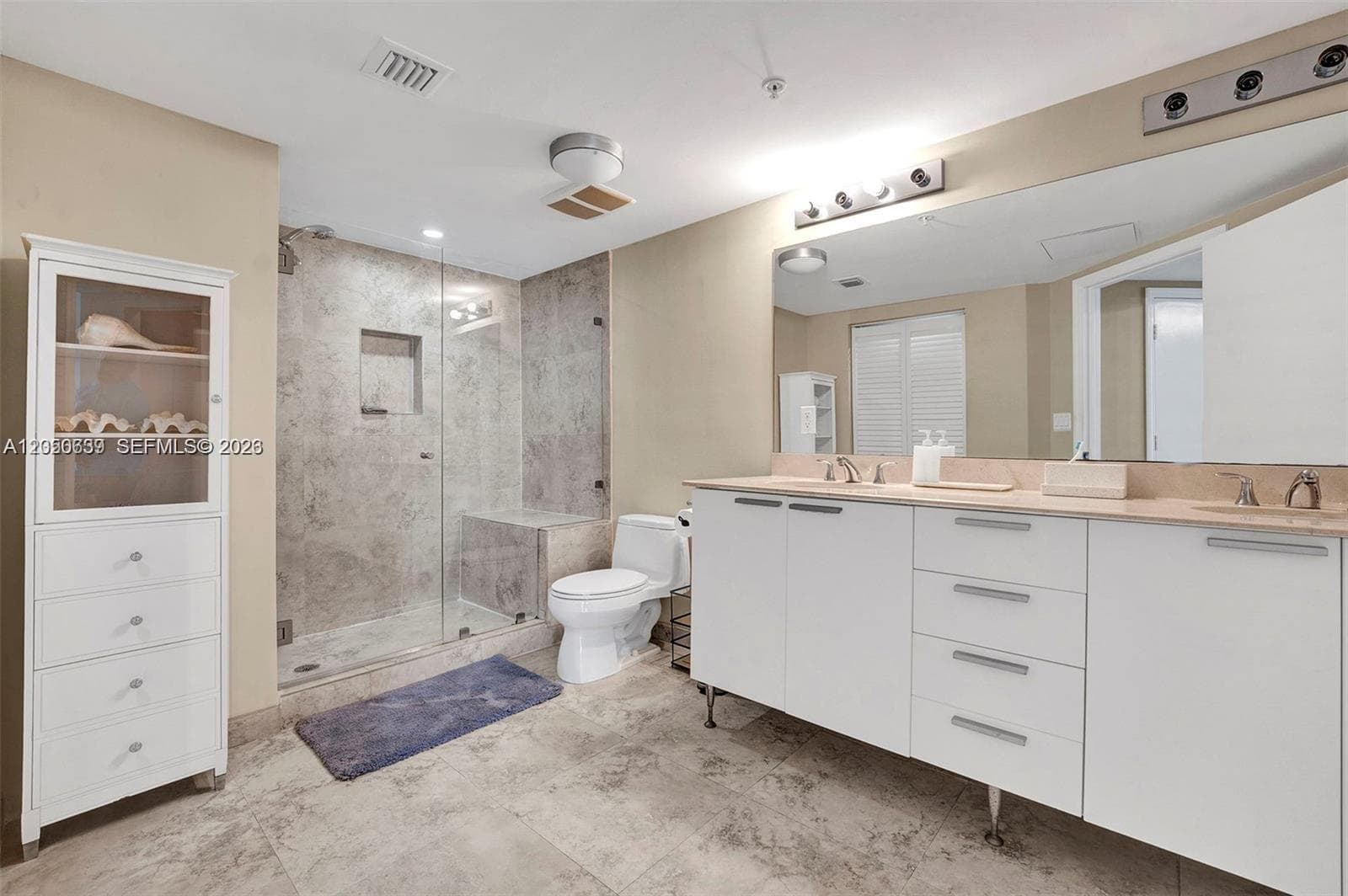 16699 Collins Ave 1605 photo 18