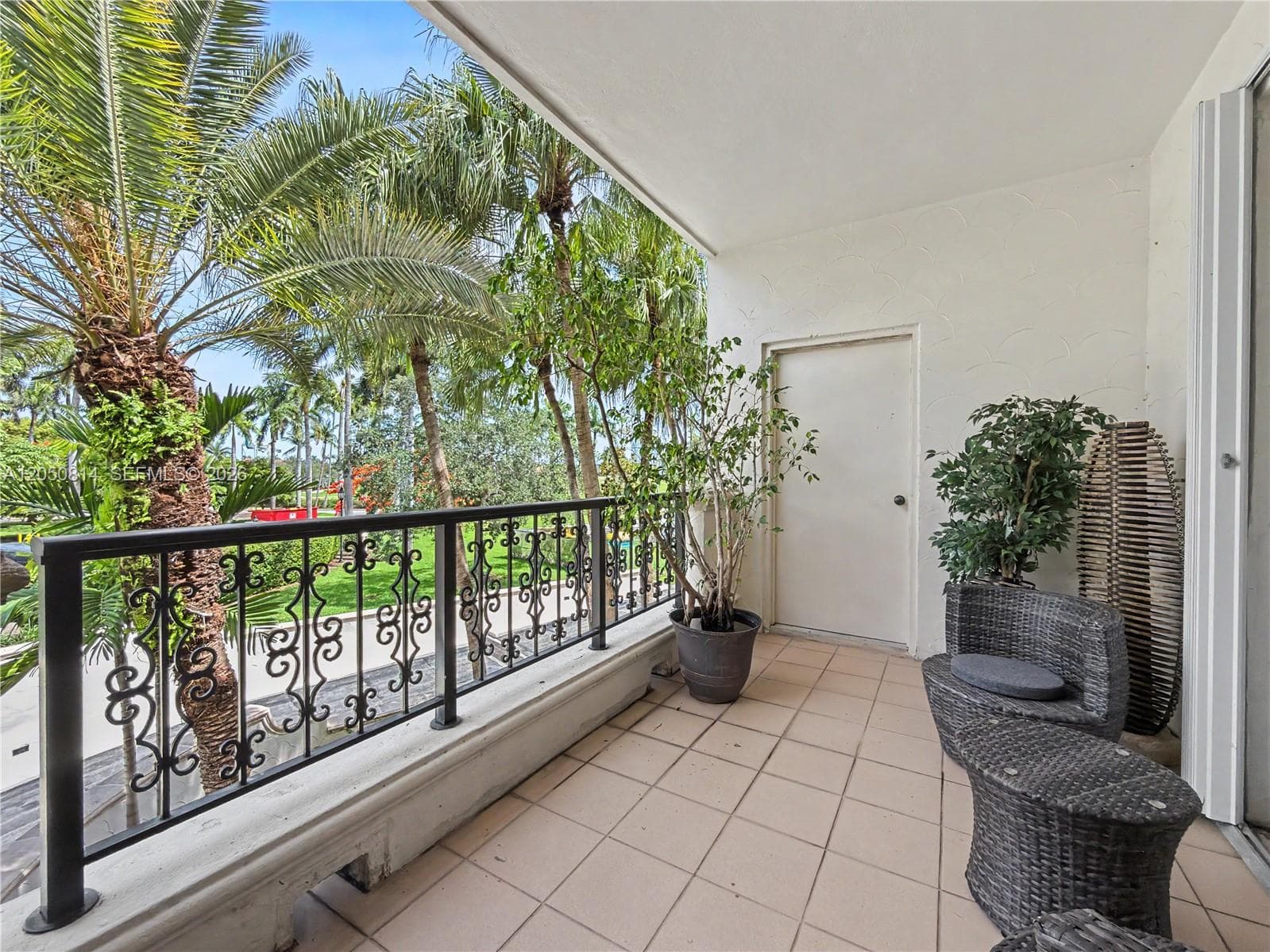 2124 Fisher Island Dr 2124 photo 20