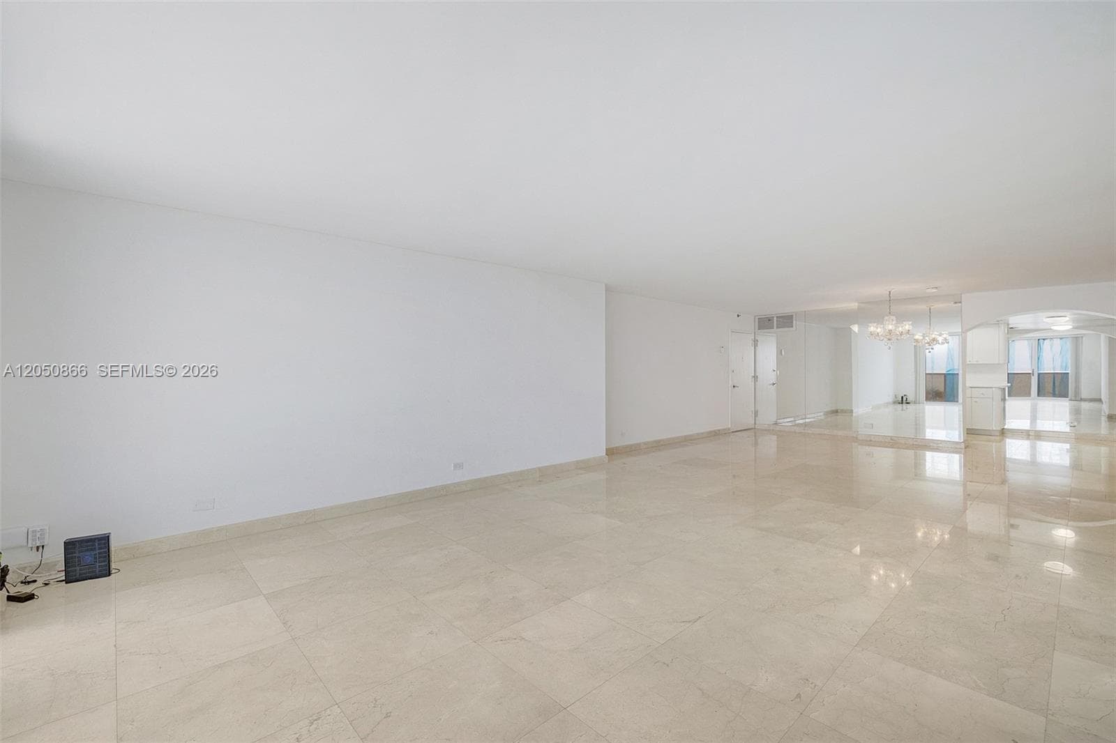 6039 Collins Ave 517 photo 9