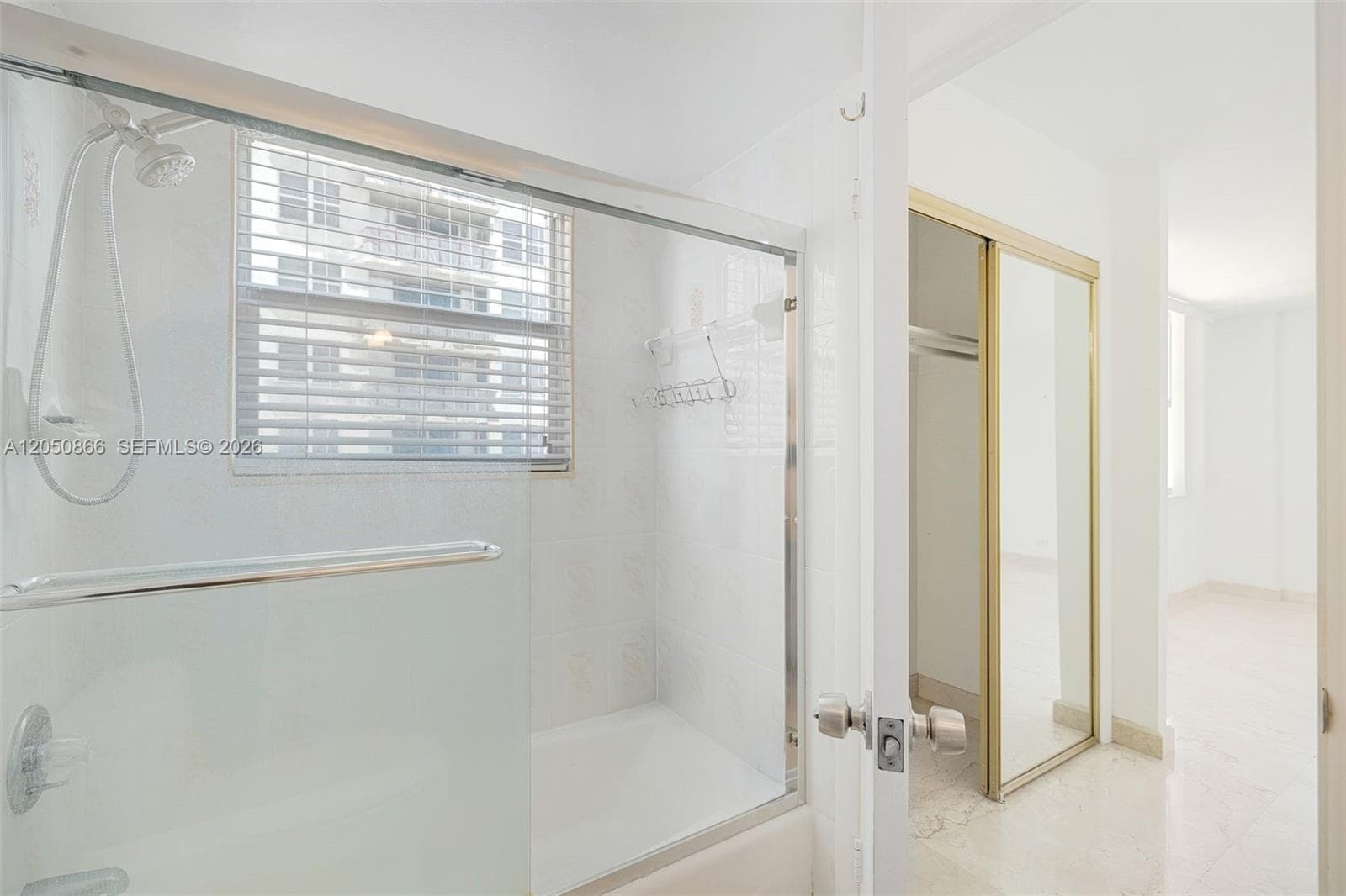 6039 Collins Ave 517 photo 24
