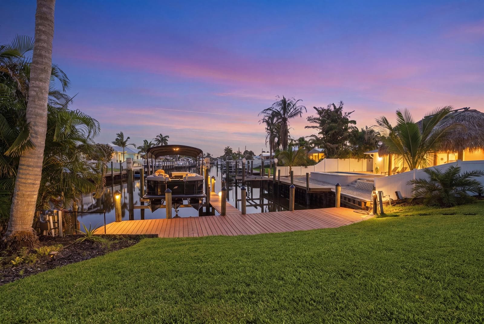 1489 SW Seahawk Way 4