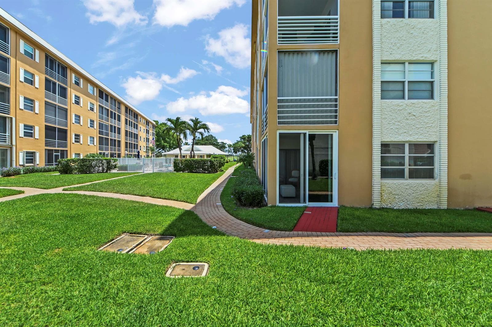 308 Golfview Road 101 photo 22