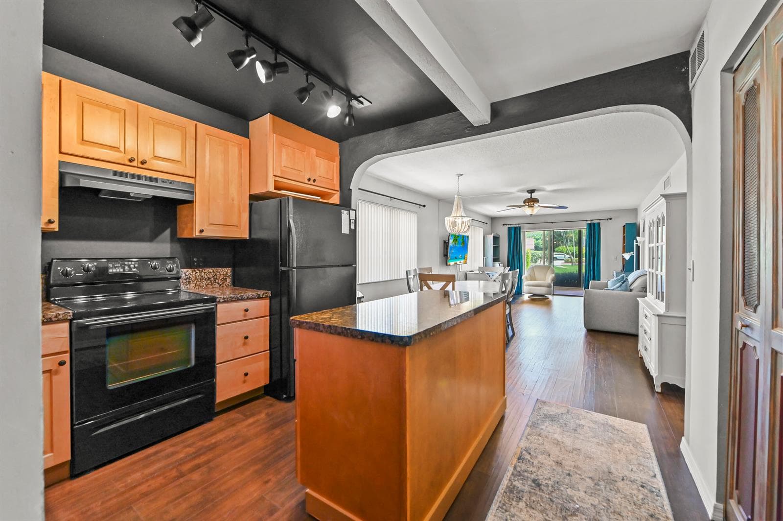 308 Golfview Road #101 5