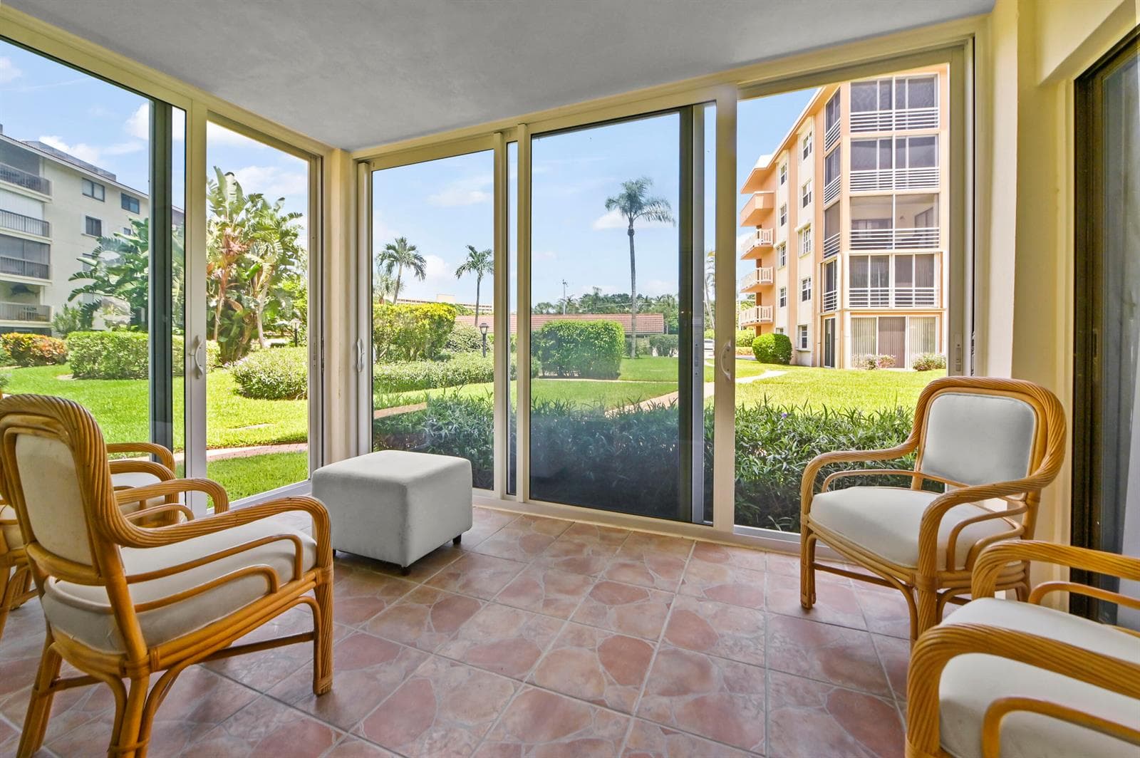 308 Golfview Road #101 4