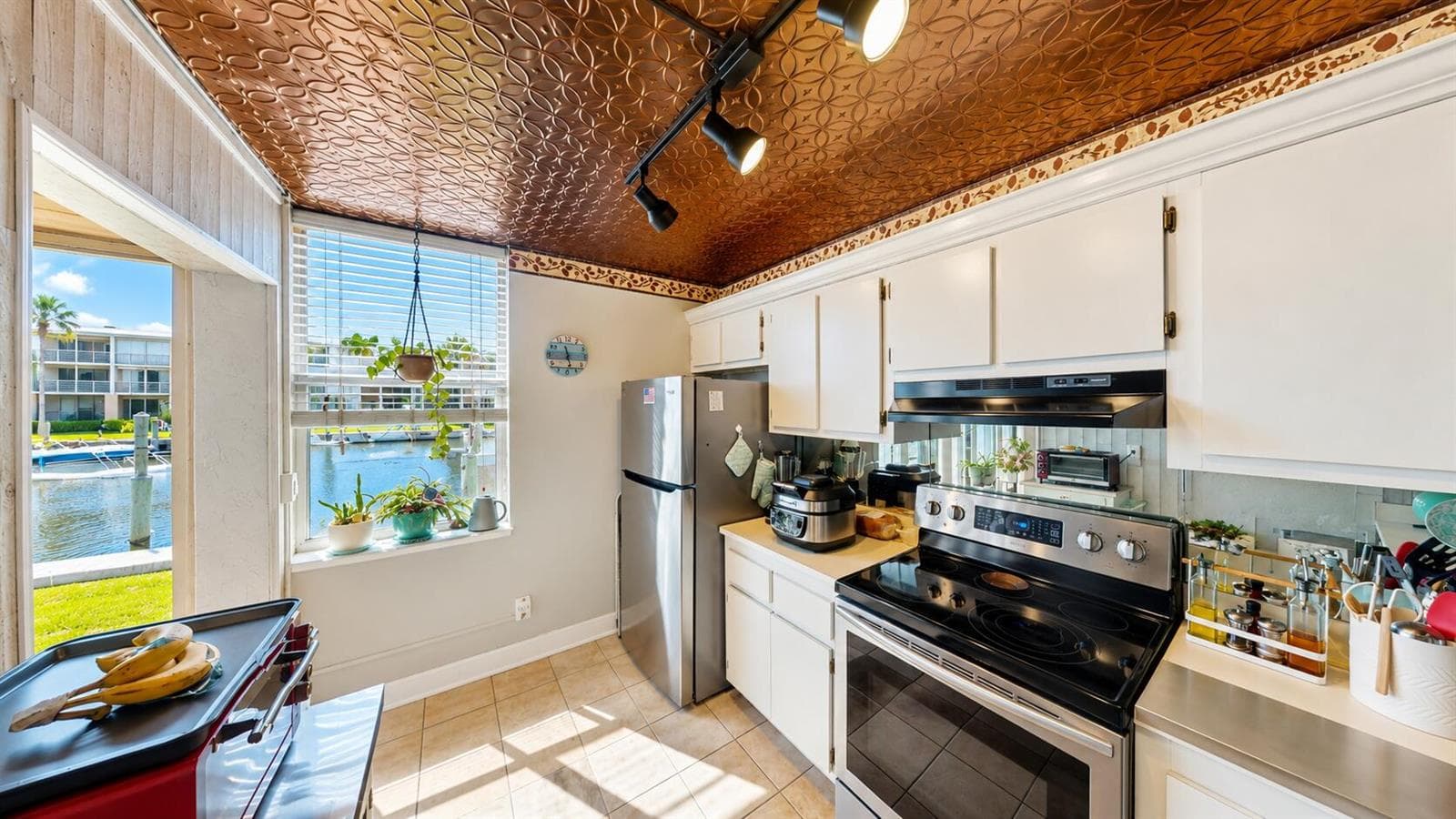 1950 SW Palm City Road #10106 5