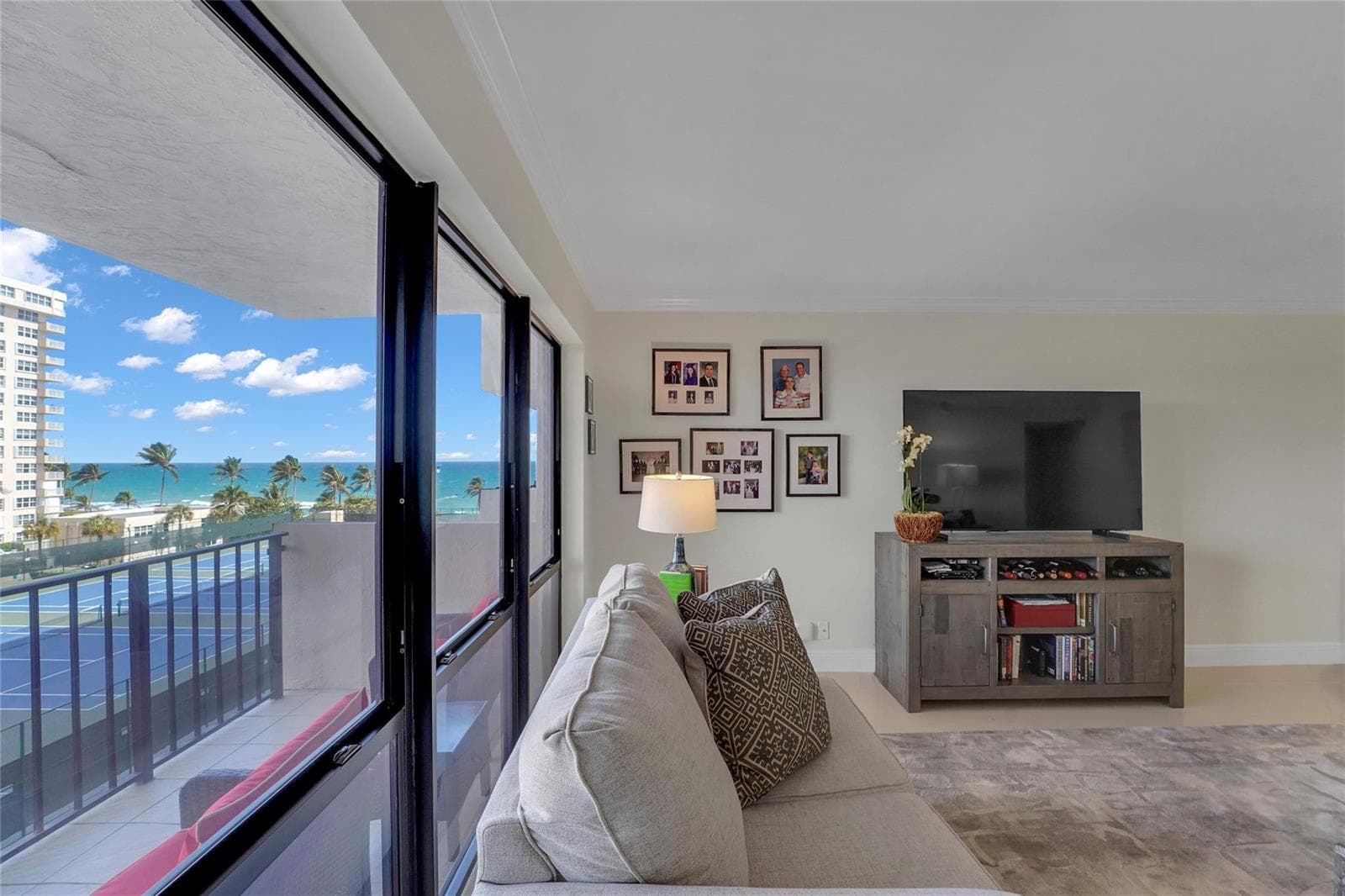 5100 N Ocean Boulevard 602 photo 3