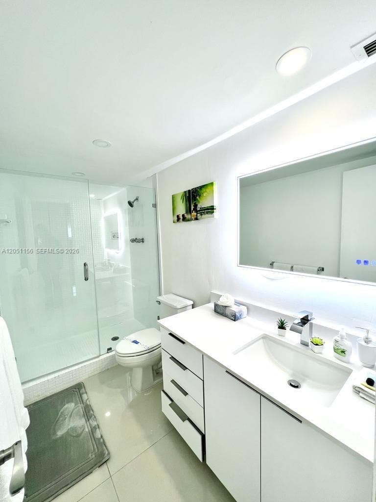 19370 Collins Ave 918 photo 13