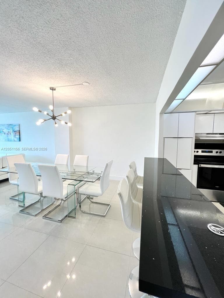 19370 Collins Ave 918 photo 8