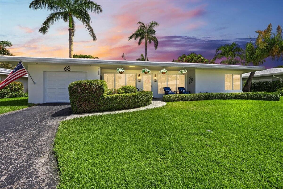 1431 S Ocean Boulevard 68 photo 1