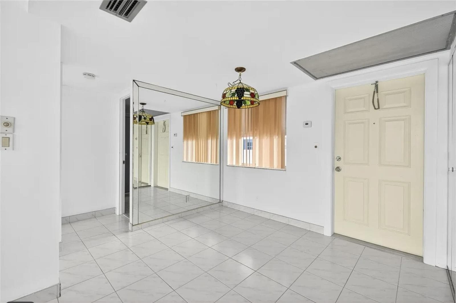 1820 New Palm Way 306 photo 6