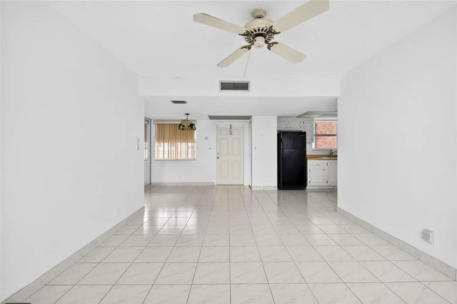 1820 New Palm Way 306 photo 14