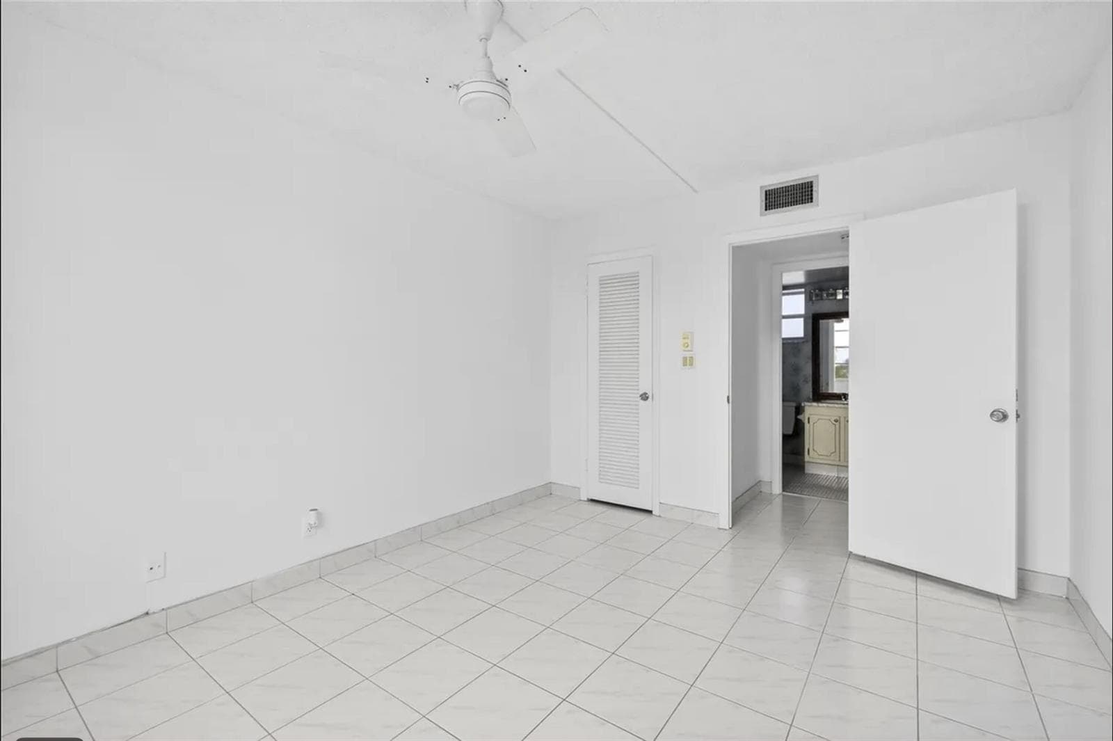 1820 New Palm Way 306 photo 21