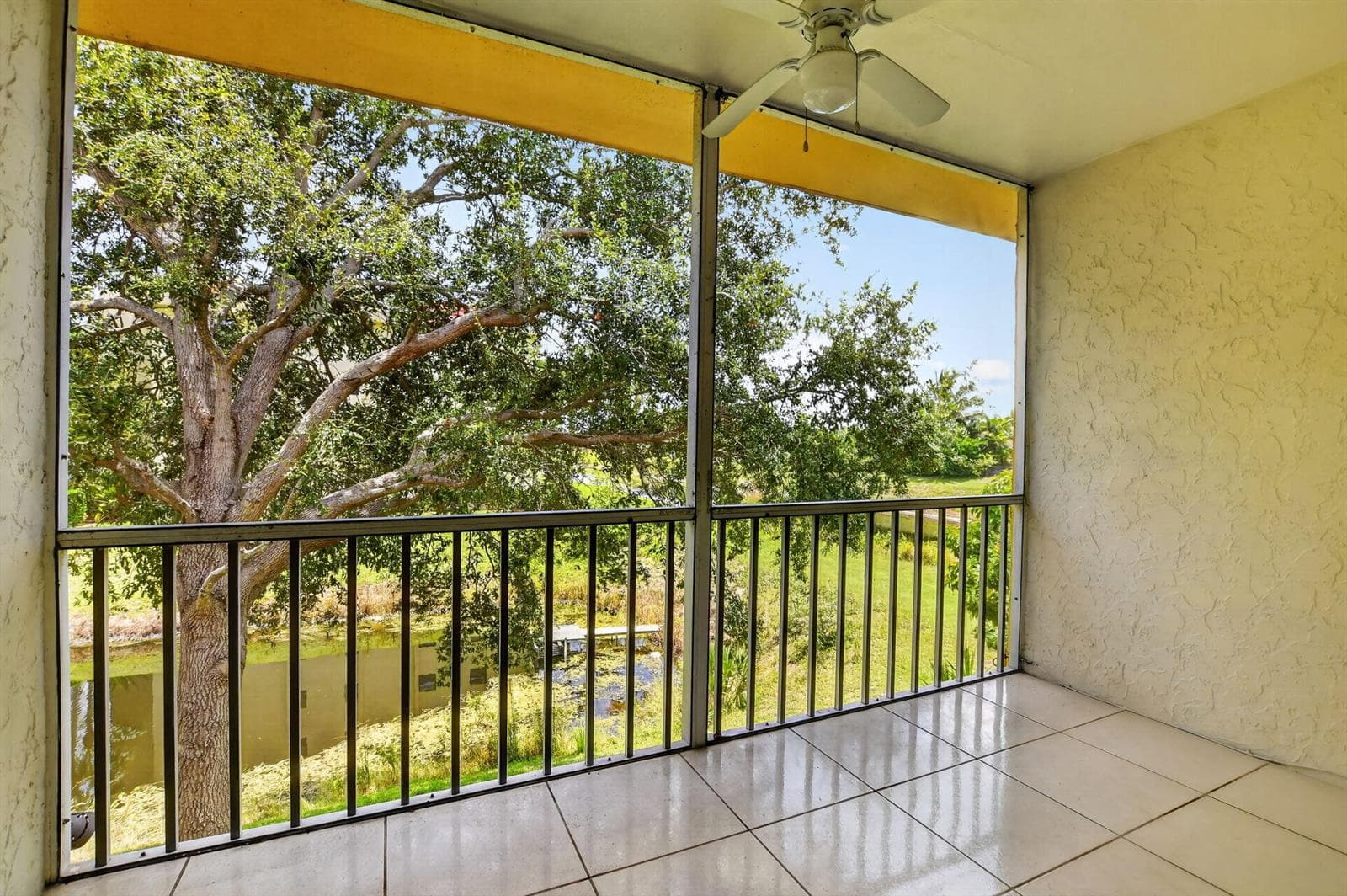 9826 Marina Boulevard 1029 photo 2