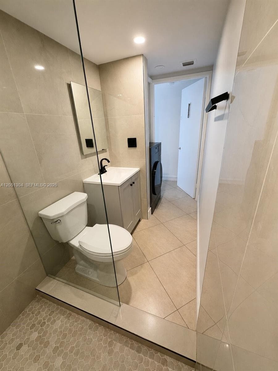 20505 E Country Club Dr 537 photo 23