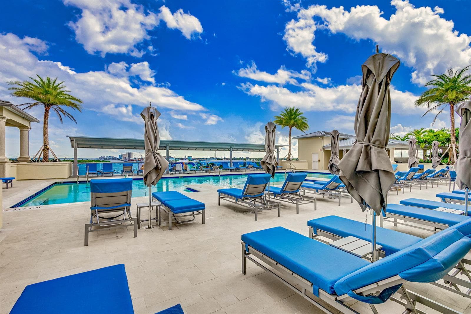 2650 Lake Shore Drive 1005 photo 12