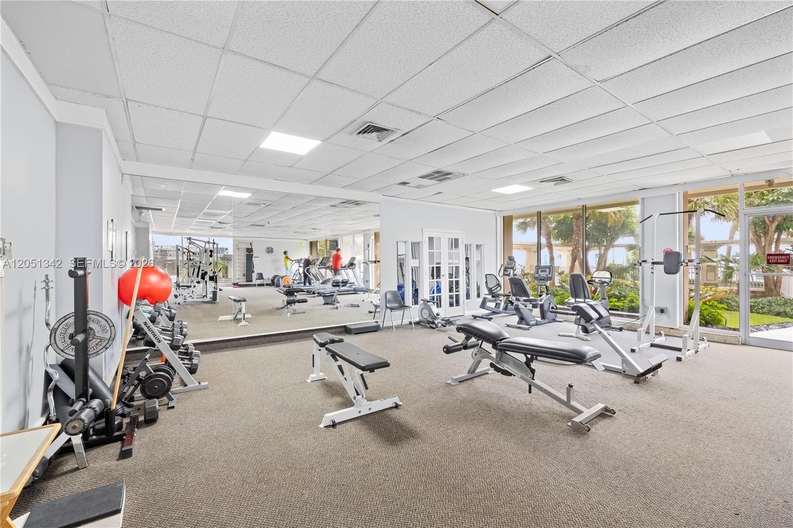 300 Bayview Dr 903 photo 24