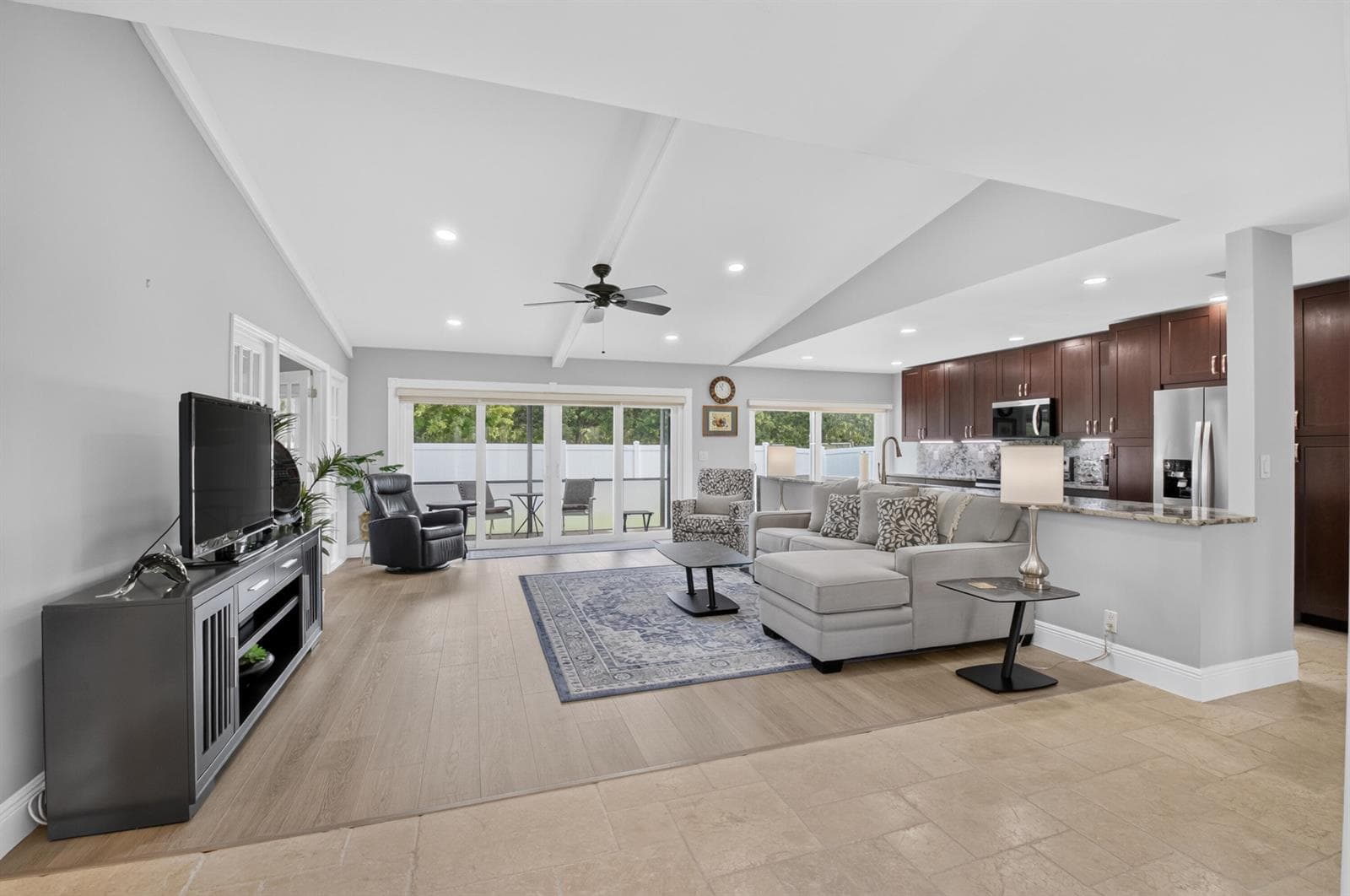 22018 Colony Drive photo 7