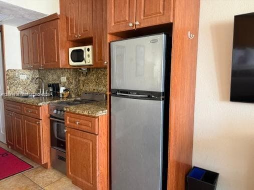 19201 Collins Ave 837 photo 7