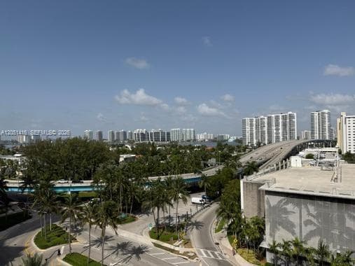 19201 Collins Ave 837 photo 4