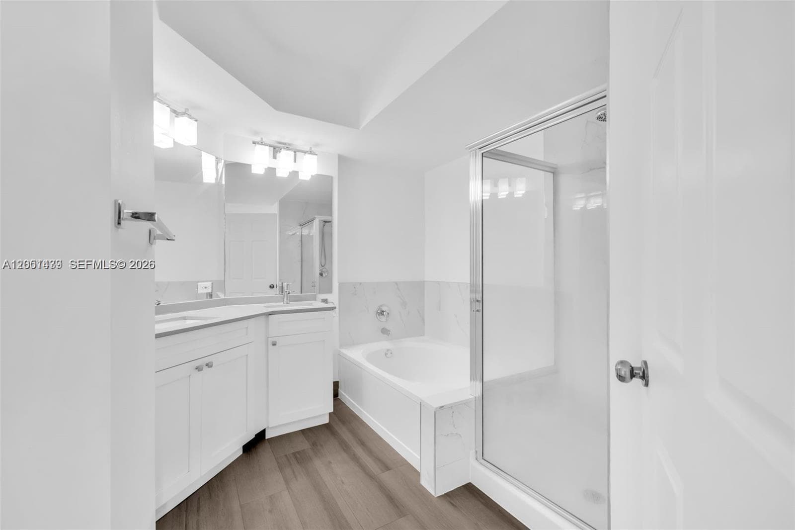 17150 N Bay Rd 2814 photo 23