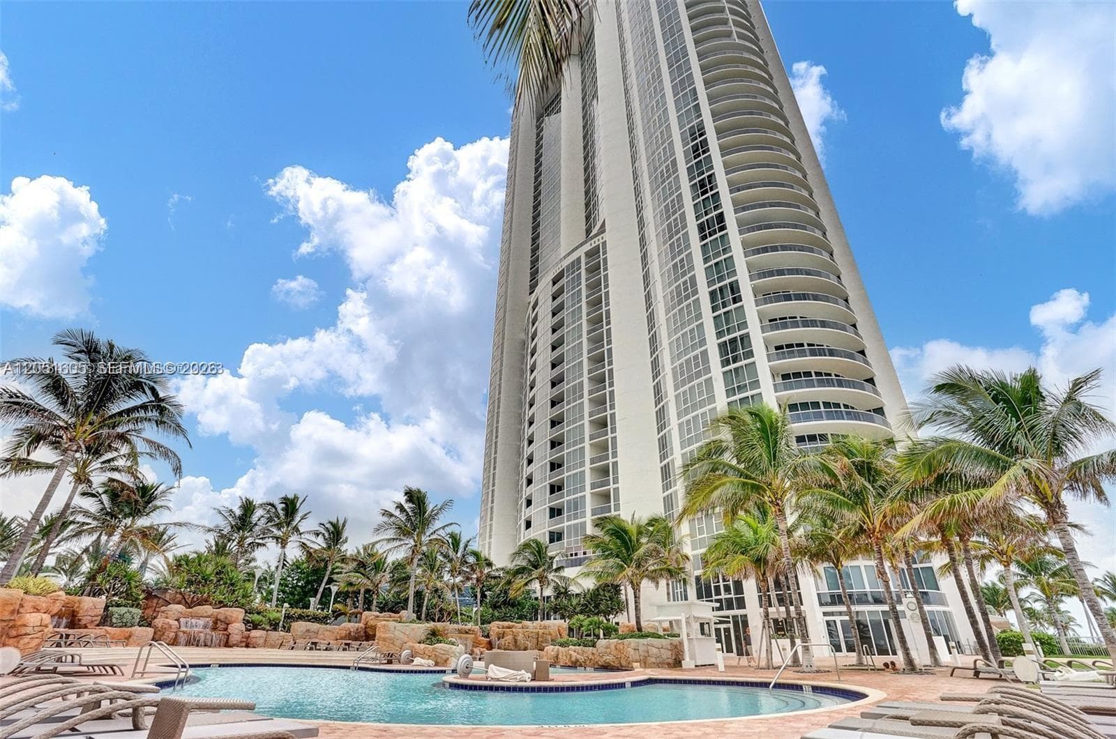 18201 Collins Ave 4209A photo 21