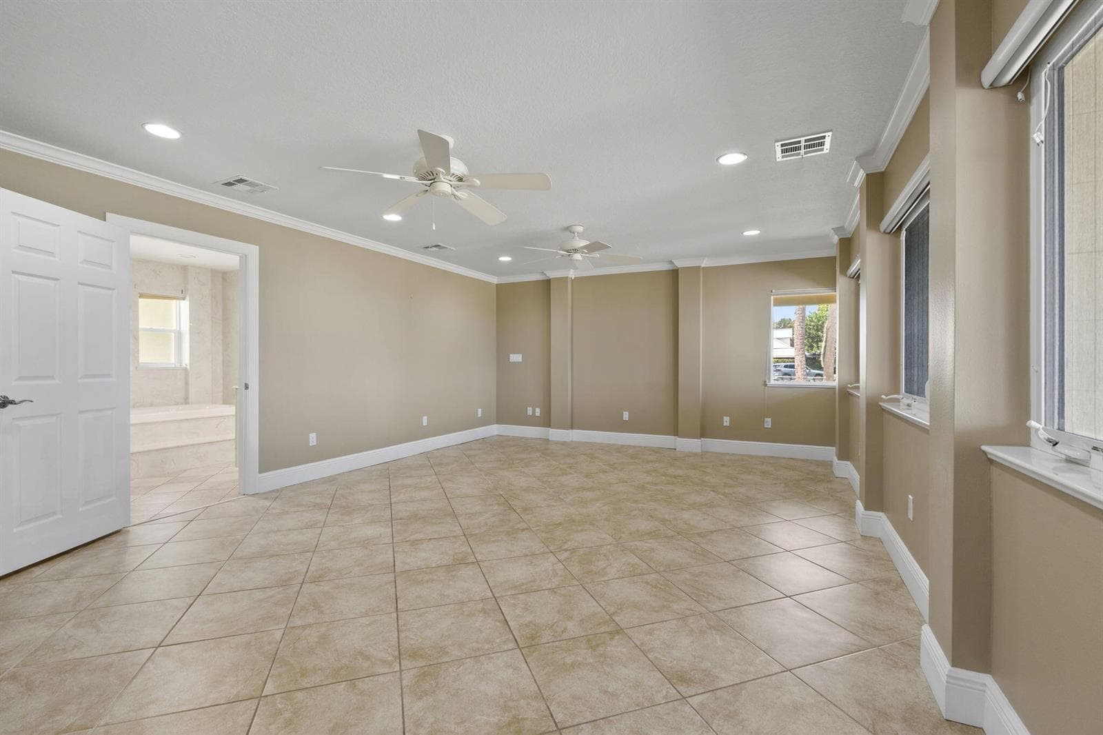 3209 N Indian River Drive photo 22