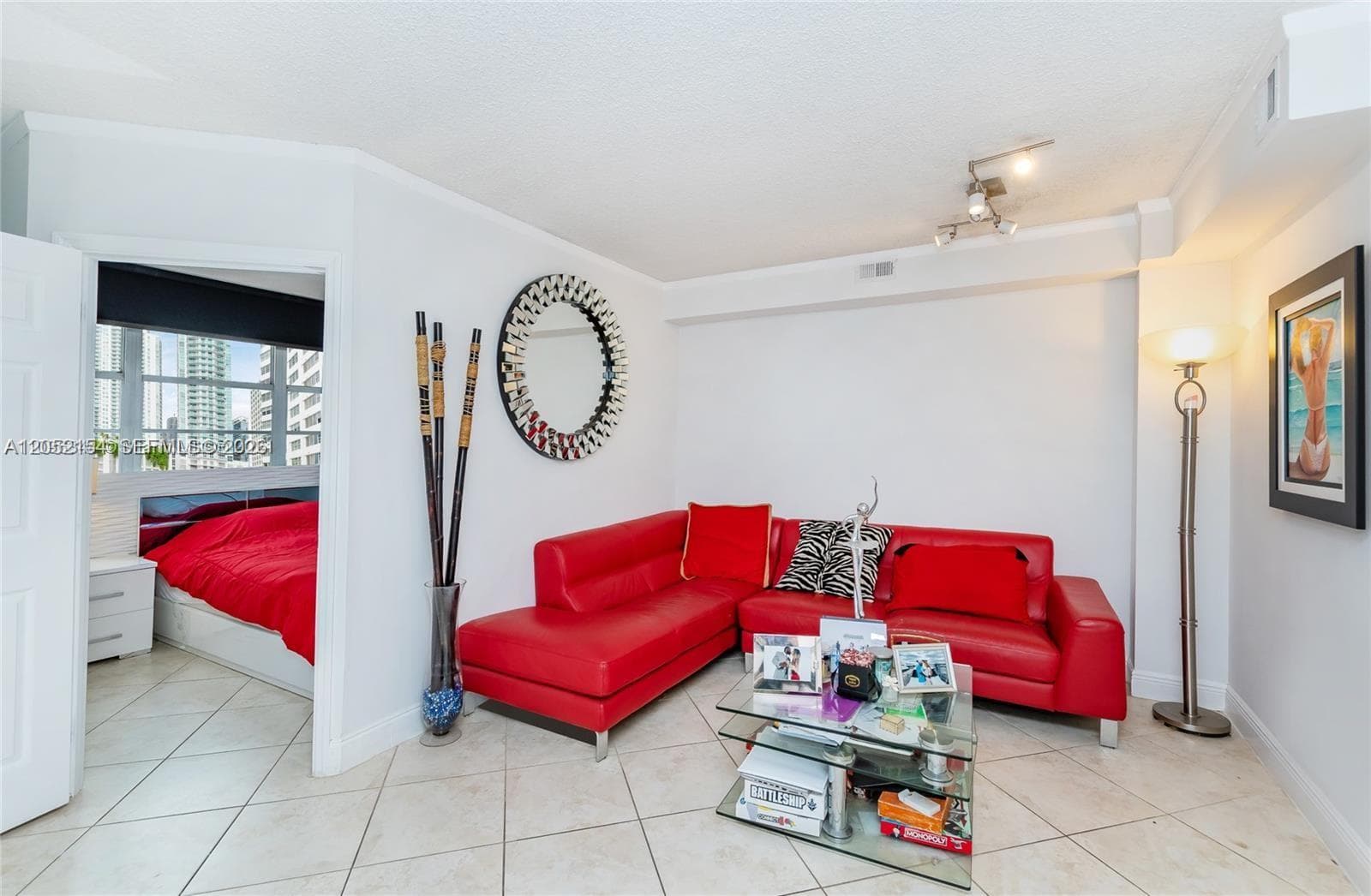 905 Brickell Bay Dr 623 photo 2