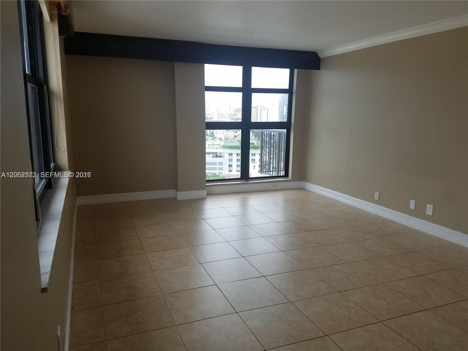 1800 Collins Ave 17A photo 6