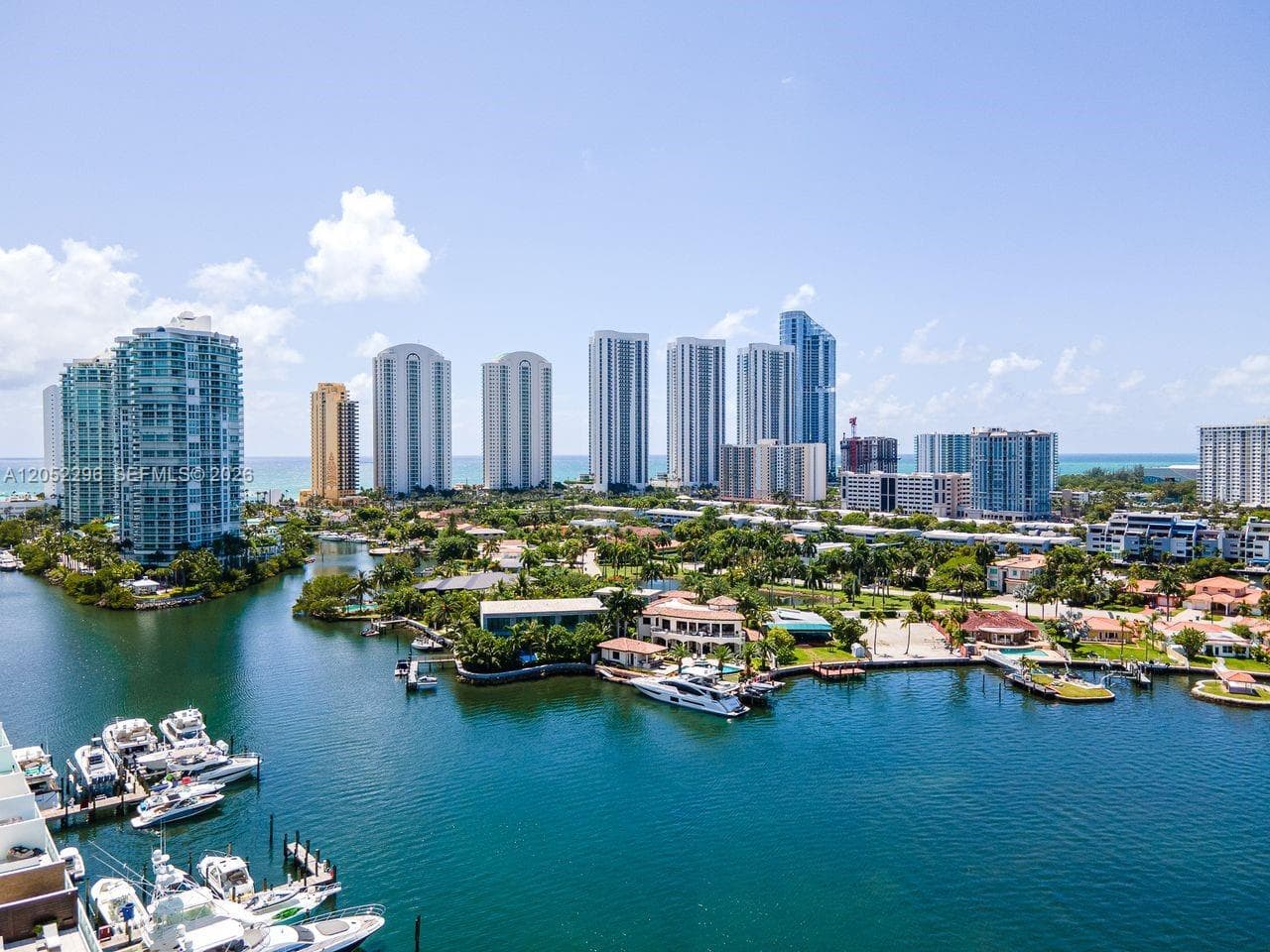 400 Sunny Isles Blvd 1604 photo 25