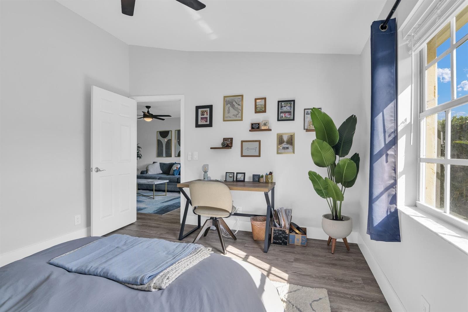1030 Lake Shore Drive 103 photo 11