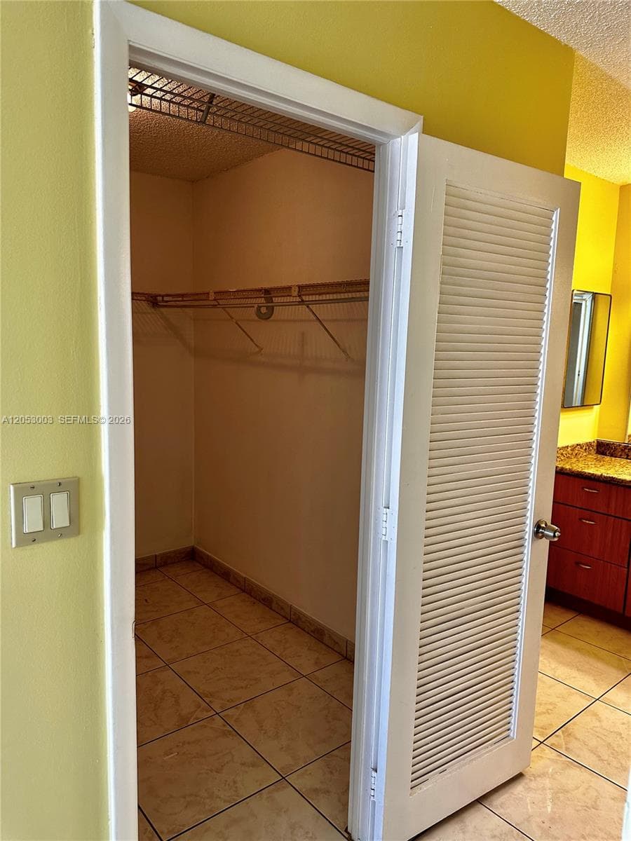 3800 E Ocean Dr 1518 photo 21