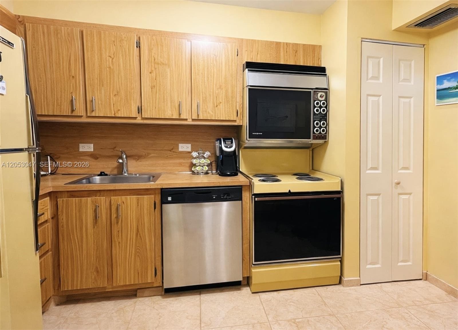 20505 E Country Club Dr 1033 photo 8