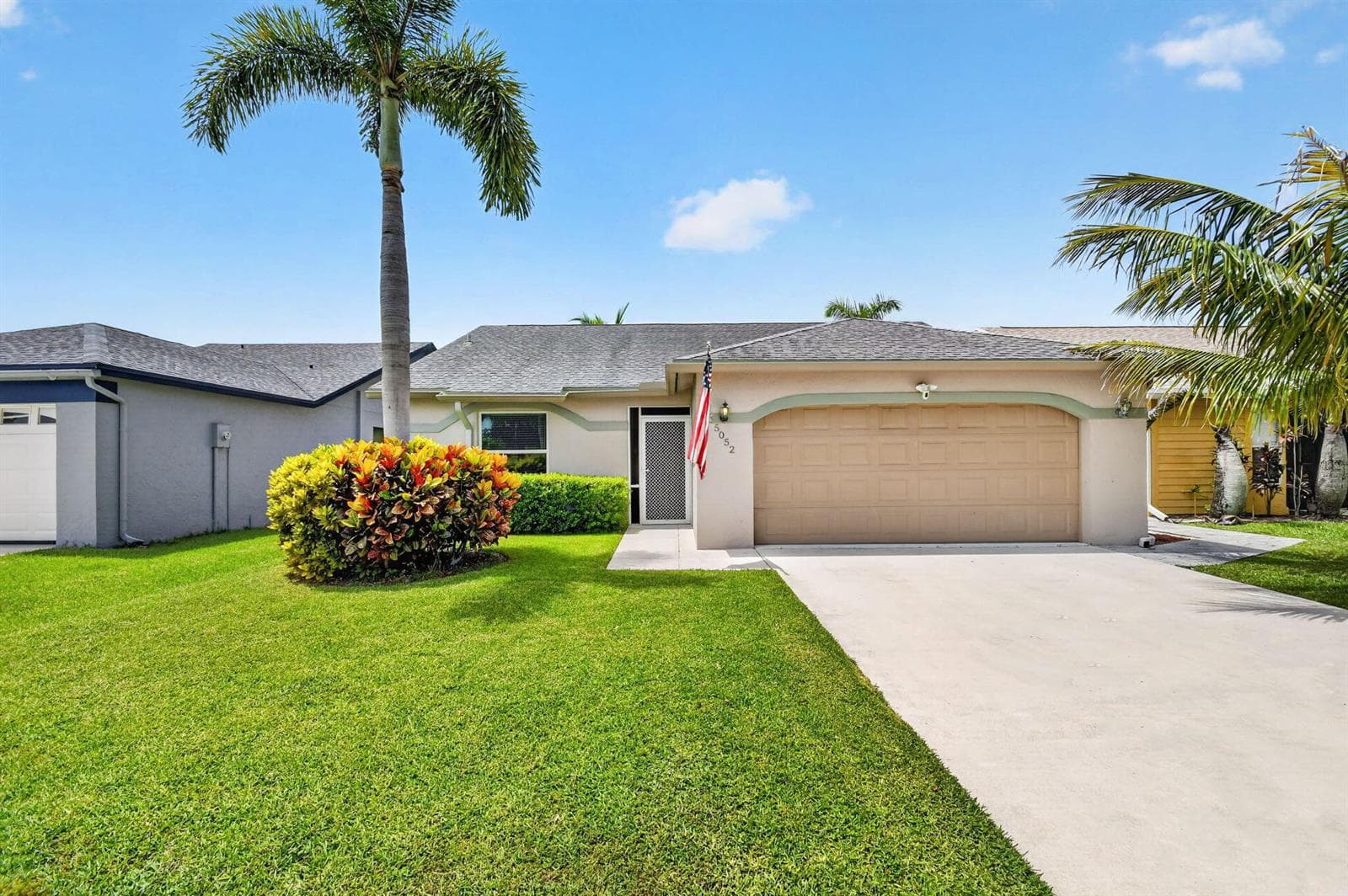 5052 ARBOR GLEN Circle photo 1