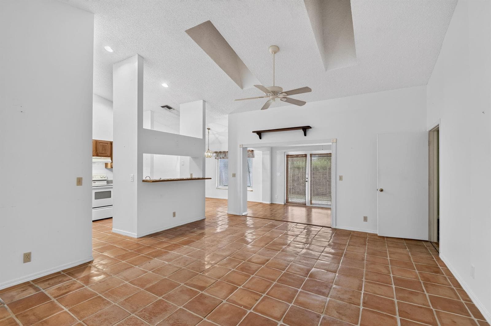5052 ARBOR GLEN Circle photo 5