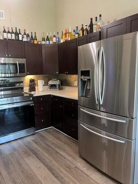 9145 Chrysanthemum Drive photo 6