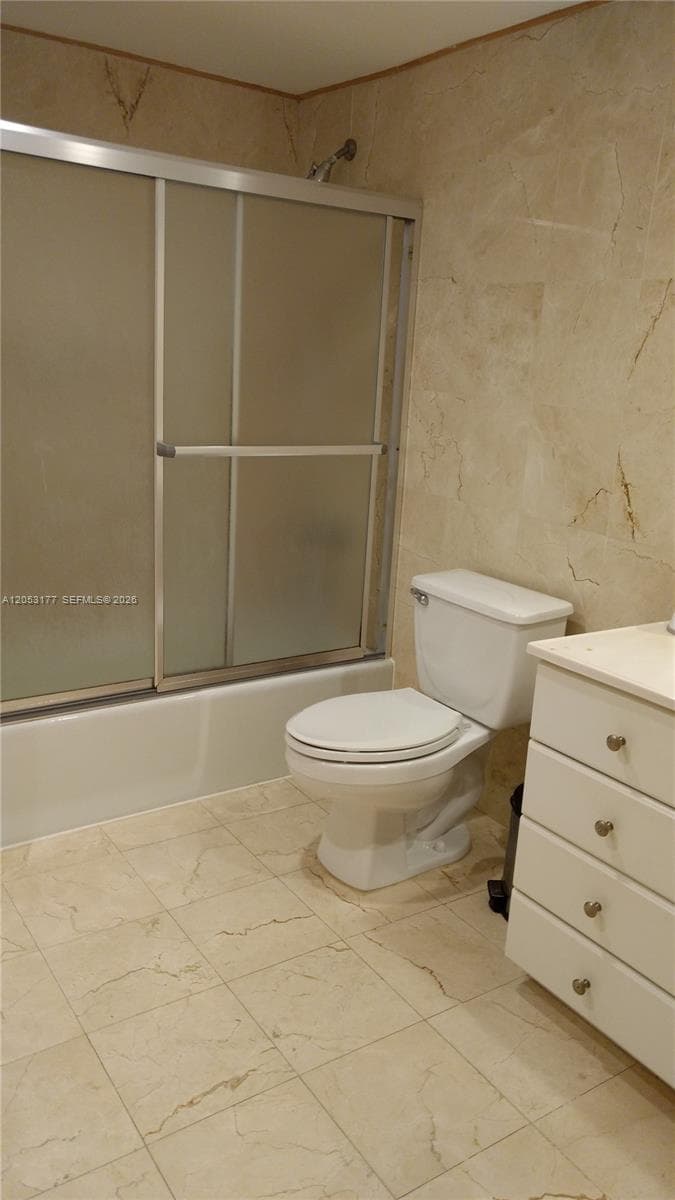 19390 Collins Avenue 1014 photo 4
