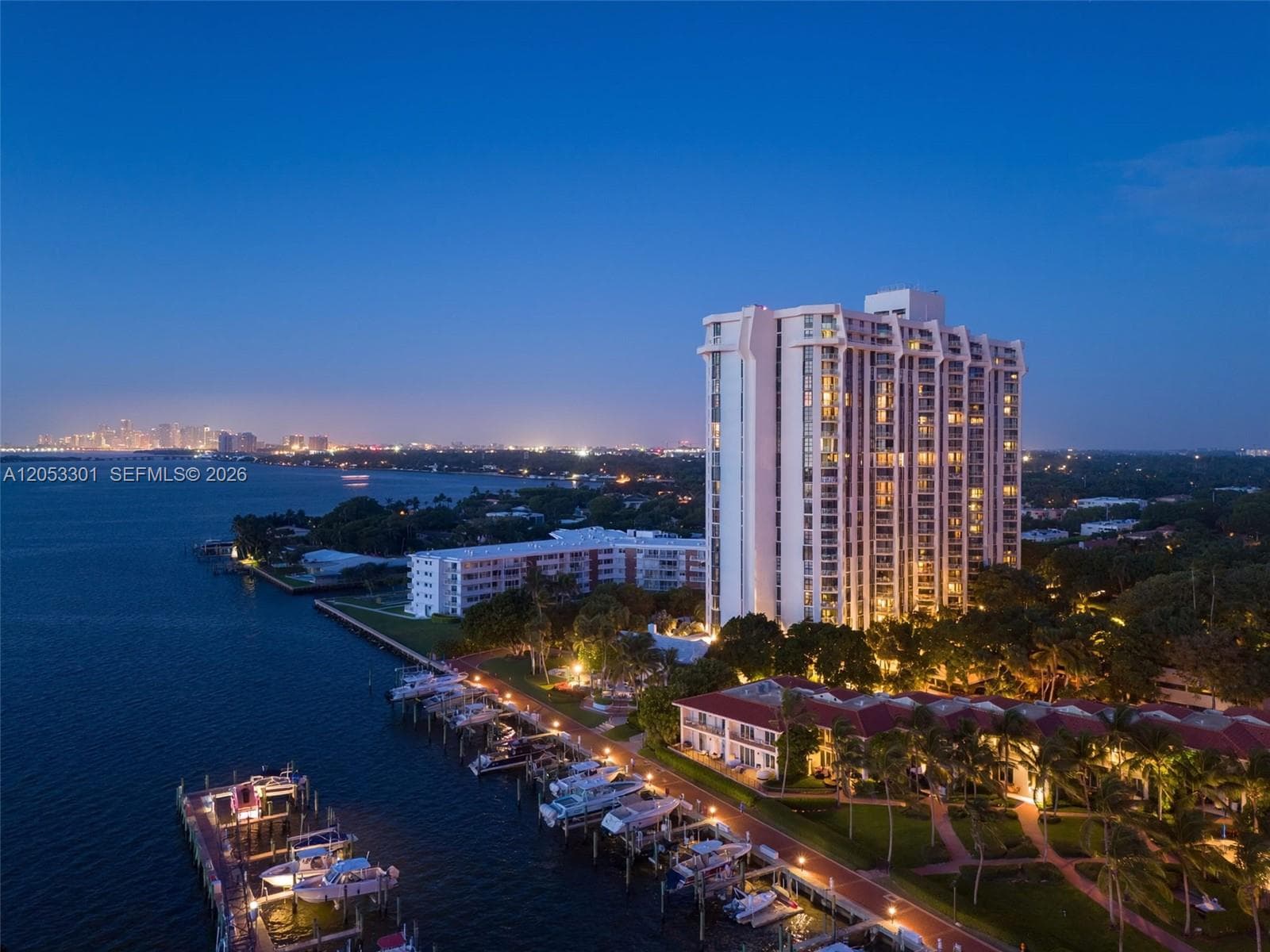 4000 Towerside Ter 1210 photo 23