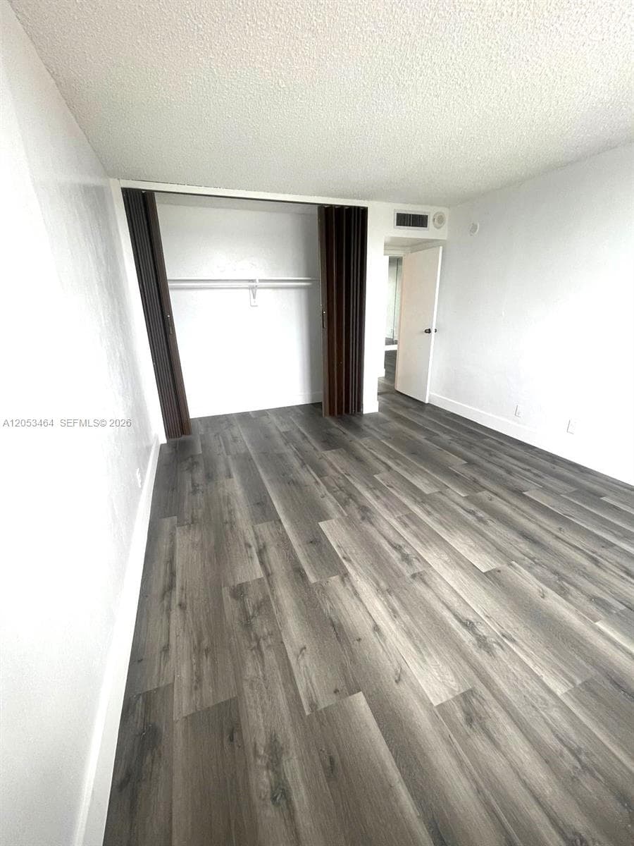 2450 NE 135th St 209 photo 14