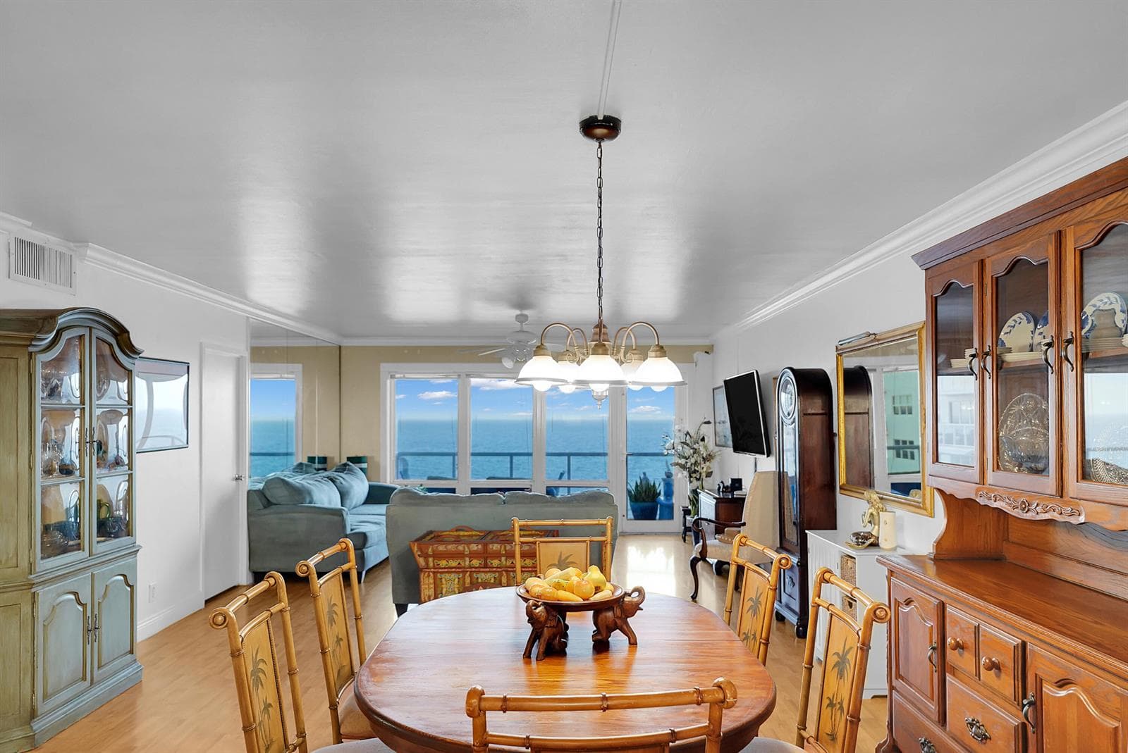 111 N POMPANO BEACH Boulevard 1611 photo 9