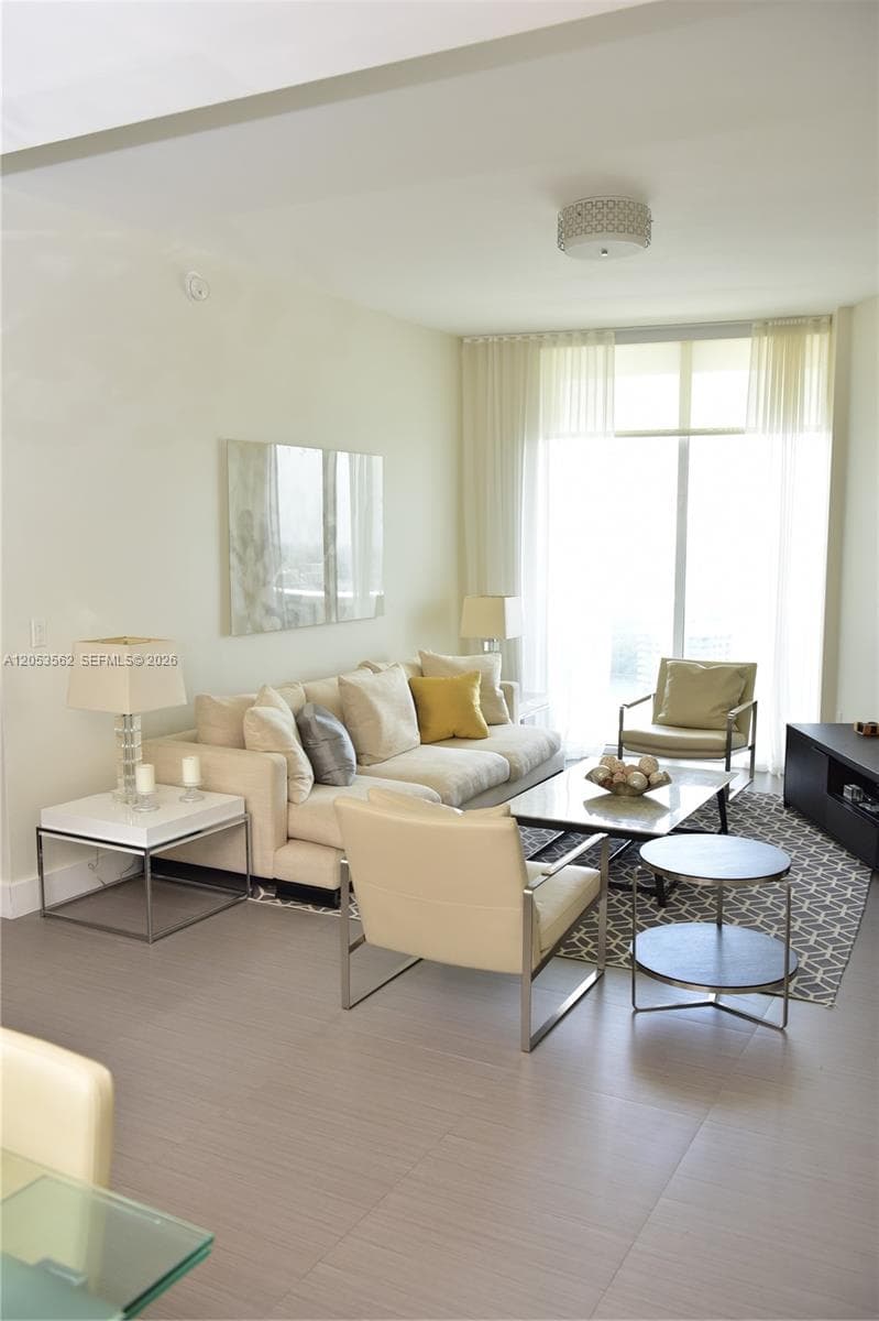 15811 Collins Ave 2905 photo 5