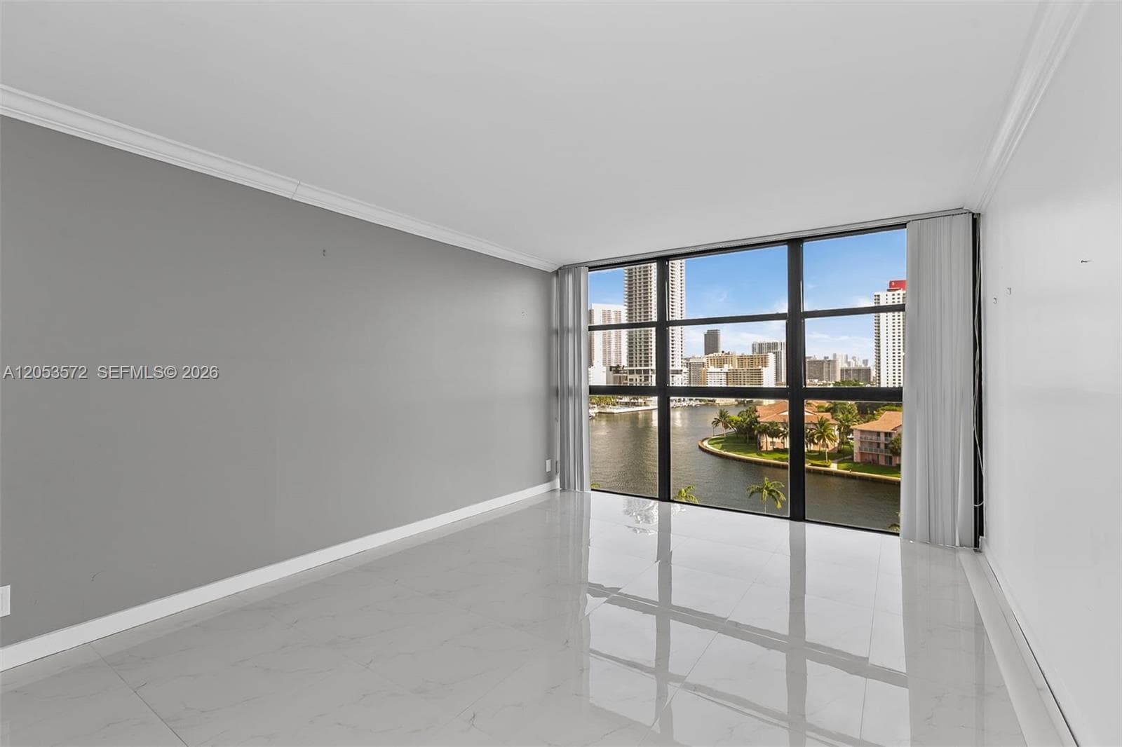 200 Leslie Dr 930 photo 14
