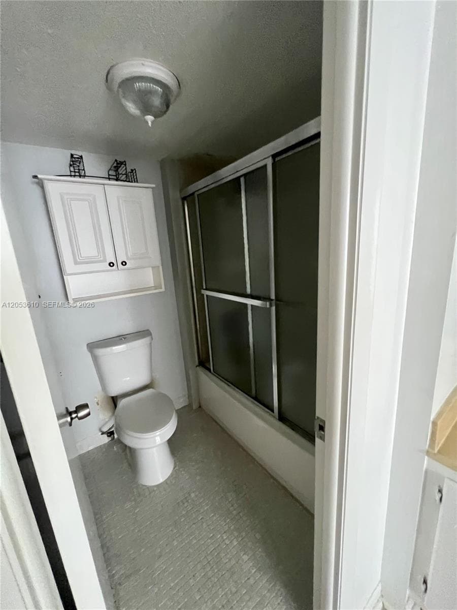5838 Collins Ave 7E photo 17