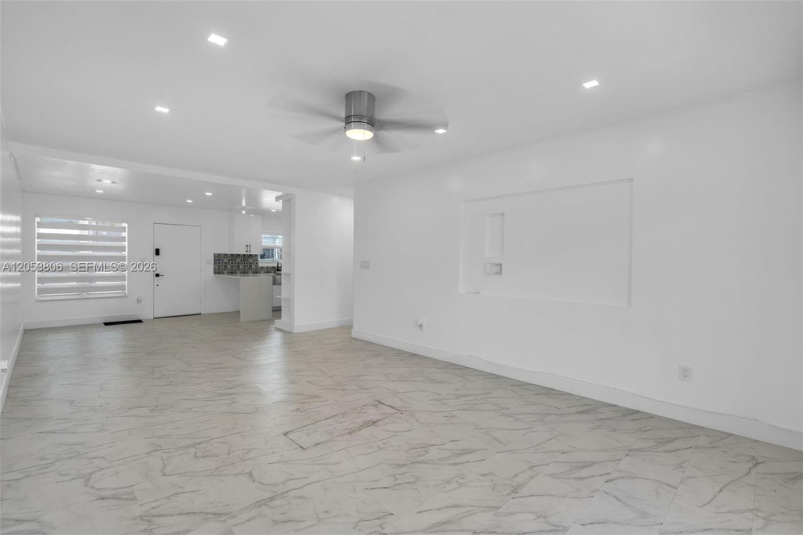 2225 NE 123rd St 102 photo 8