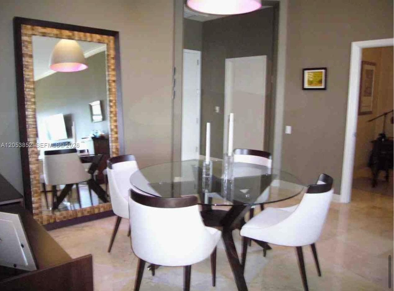 808 Brickell Key Dr 606 photo 3